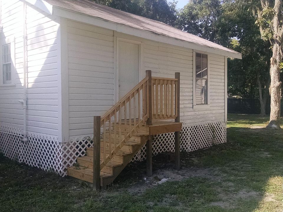 1st image of 1008 N Oak St #B
