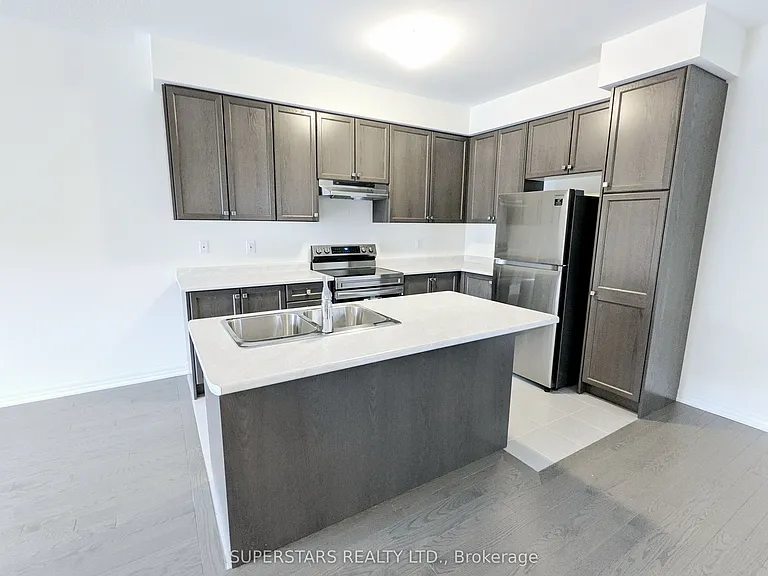15 Delano Way — Photo 7