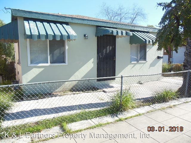 1st image of 4770 Lantana Dr