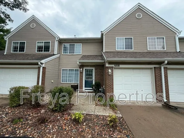 6855 Woodland Ave Unit 608, West Des Moines, IA 50266