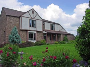 9 Holly Jill Ln, Stockton, NJ 08559