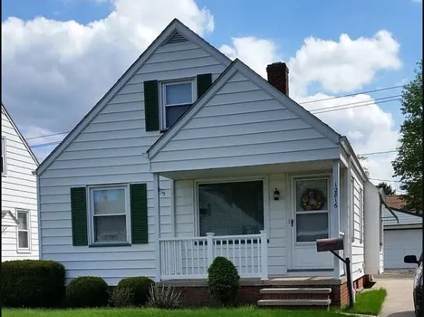 12816 Oak Park Blvd, Garfield Heights, OH 44125