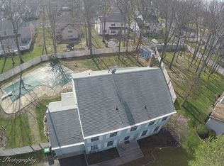 8 Gerry Ct, Sicklerville, NJ 08081