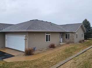 4207 Red Hawk Dr SE, Rochester, MN 55904