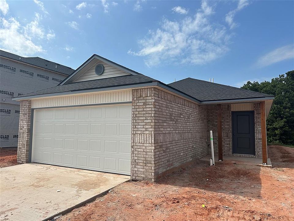 2nd image of 1416 Guthrie Farms Blvd