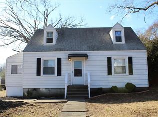 2010 Pickett St, Hopewell, VA 23860