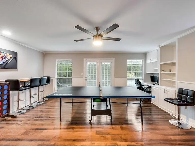 1206 Kendolph Dr — Photo 43