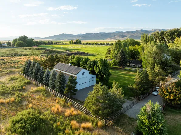 305/309 Buds Way, Picabo, ID 83348