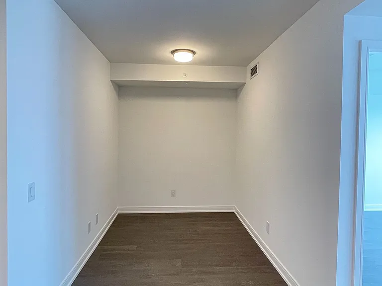 30 Samuel Wood Way #2405 — Photo 11