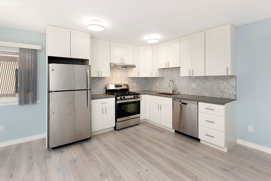 1st image of 25 Glendale St APT 1