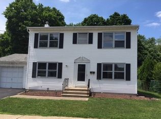 35 Baker Ave, Dover, NJ 07801