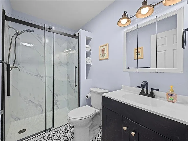 4224 W Brigantine Ave #7 — Photo 5