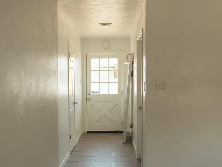 4007 E Heatherbrae Dr — Photo 7