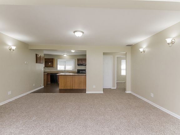 3rd image of 37047 N Bernice Dr