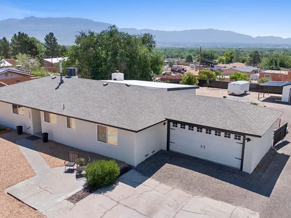 10608 Calle De Elena, Corrales, NM 87048