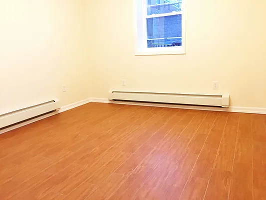 Rented by NY Space Finders Inc. | media 27