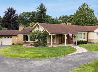 26235 Ross Dr, Redford, MI 48239