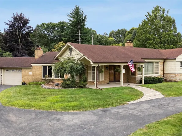 26235 Ross Dr, Redford, MI 48239