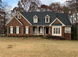 235 Amberbrook Cir, Grayson, GA