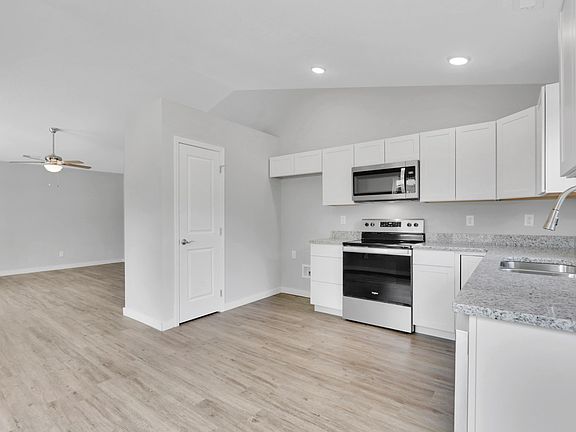 4th image of 210 Flenniken Ave Lot 1