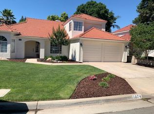1874 E Quincy Ave, Fresno, CA