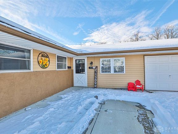 3rd image of 3287 Icicle Ct