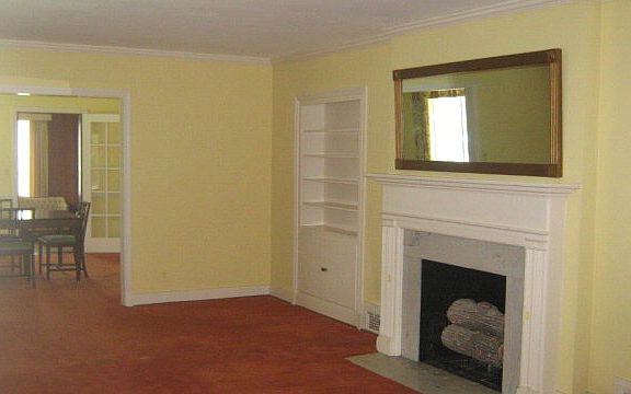 2nd image of 2214 Crestwood Dr