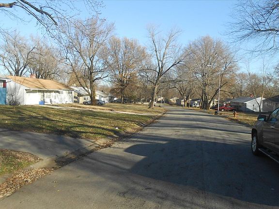 5th image of 11313 Manchester Ave