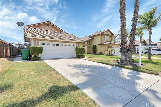 1st image of 24211 Puddingstone Dr