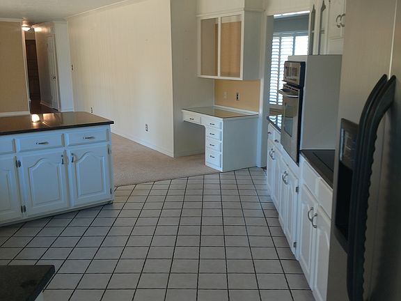Kitchen/Granite Countertops