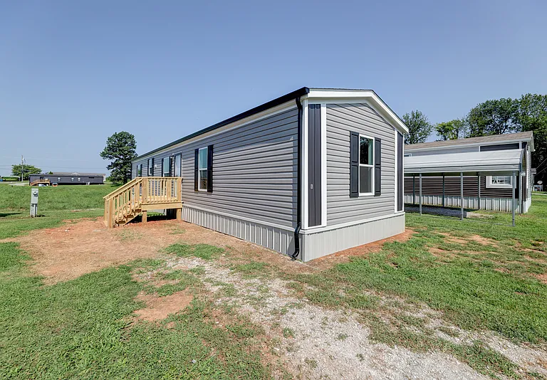 199 Seay Rd #6 — Photo 1