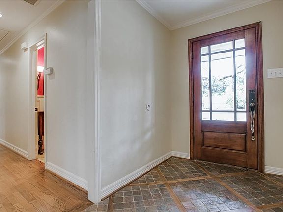 4th image of 5839 Elderwood Dr