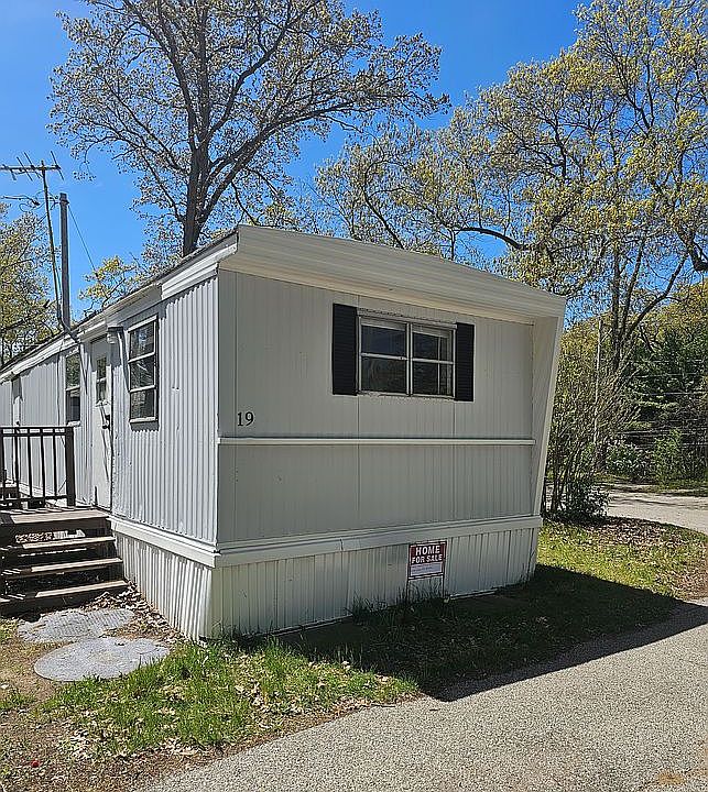 1st image of 3290 S Getty St Trailer 19