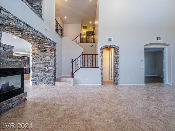 5th image of 5573 Buena Martina Way