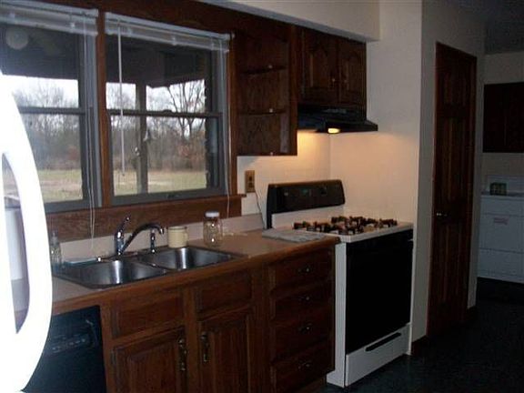 3rd image of 30495 County Road 24