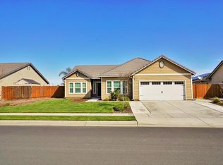 1538 National Dr, Lemoore, CA