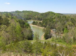 120 Gators Way, Dandridge, TN 37725