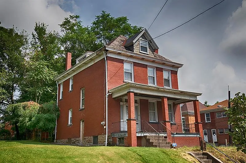 330 Dunlap St photo 1