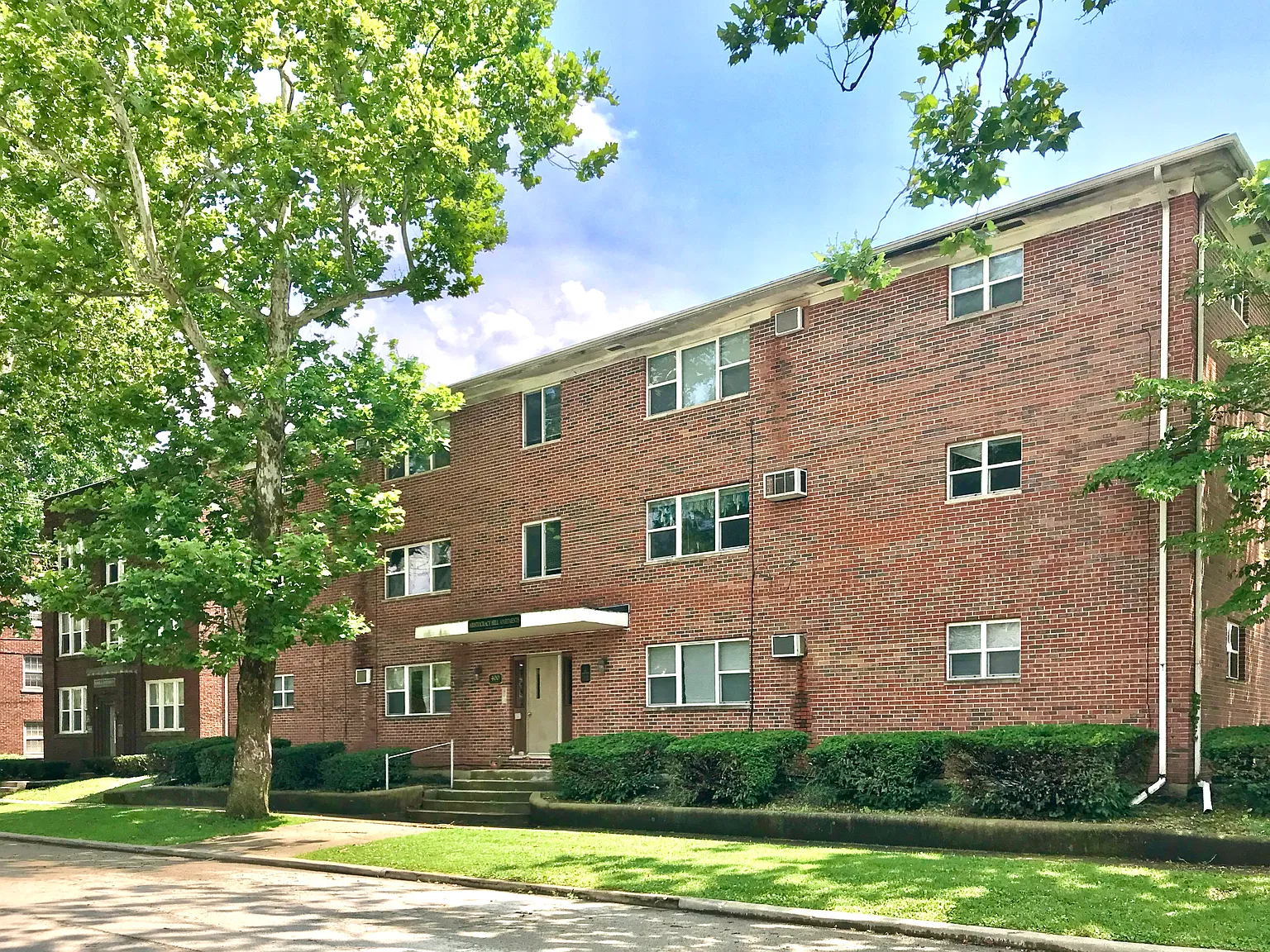 2 bed, $850 — Photo 1