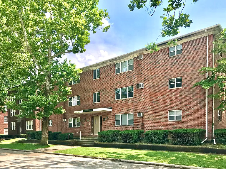 400 E Canedy St #2 — Photo 1