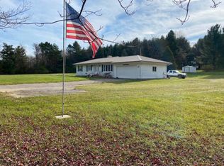 605 Lou Alice Dr, Columbiaville, MI 48421