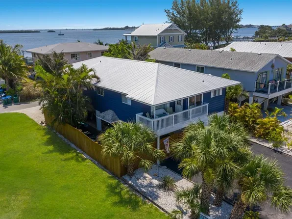 2515 Avenue B #A, Bradenton Beach, FL 34217