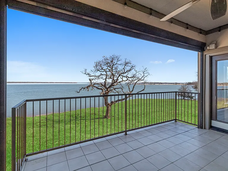 500 Waters Edge Dr #313 — Photo 17