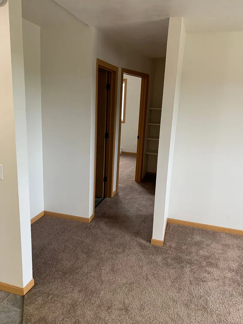 719 Kellogg Ave. — Photo 4
