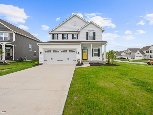 1582 Slick Rock Dr, Painesville, OH 44077