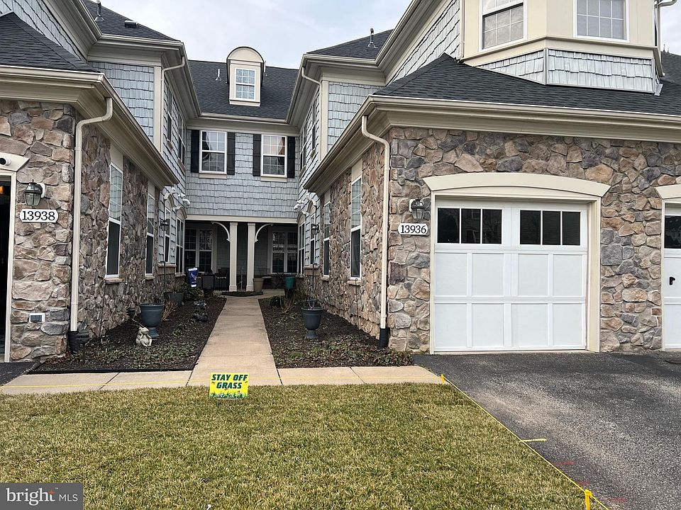 1st image of 13936 Greendale Dr