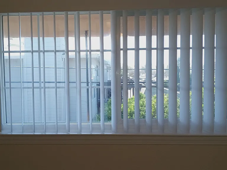 2501 Edison Ave #32 — Photo 16