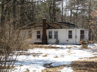 285 Lake Rd, Ashburnham, MA 01430
