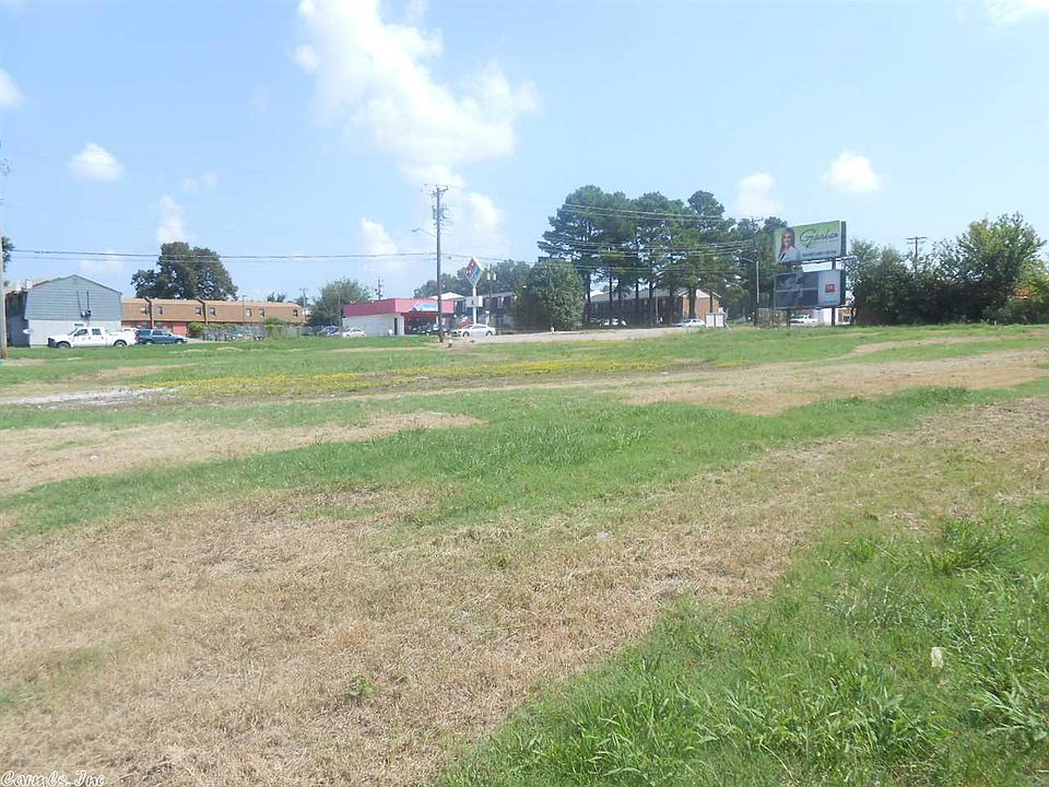 1st image of 1813 E Johnson Ave