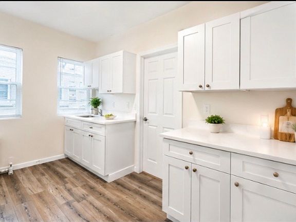 4th image of 45 Roseland Ave APT 3